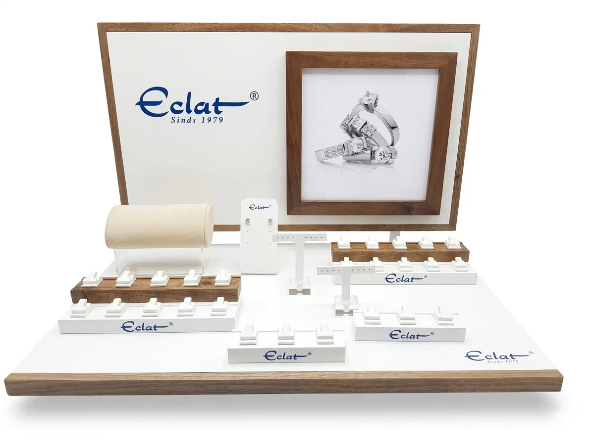 Eclat — displays for jewelry, Cofipack Milano