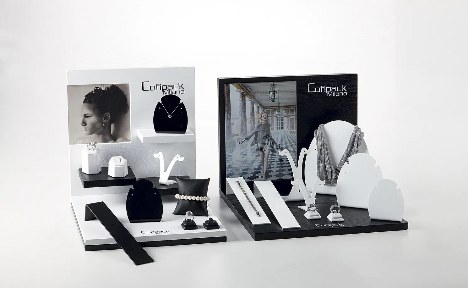 J 102 — displays for jewelry, Cofipack Milano